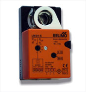 Электропривод механизма Belimo для регулировки температуры теплоносителя в сушильной камере.
